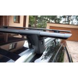 Střešní nosič – příčníky RUNNER II Black 135cm SEAT Alhambra mk II MPV 5 D 2010-&gt;